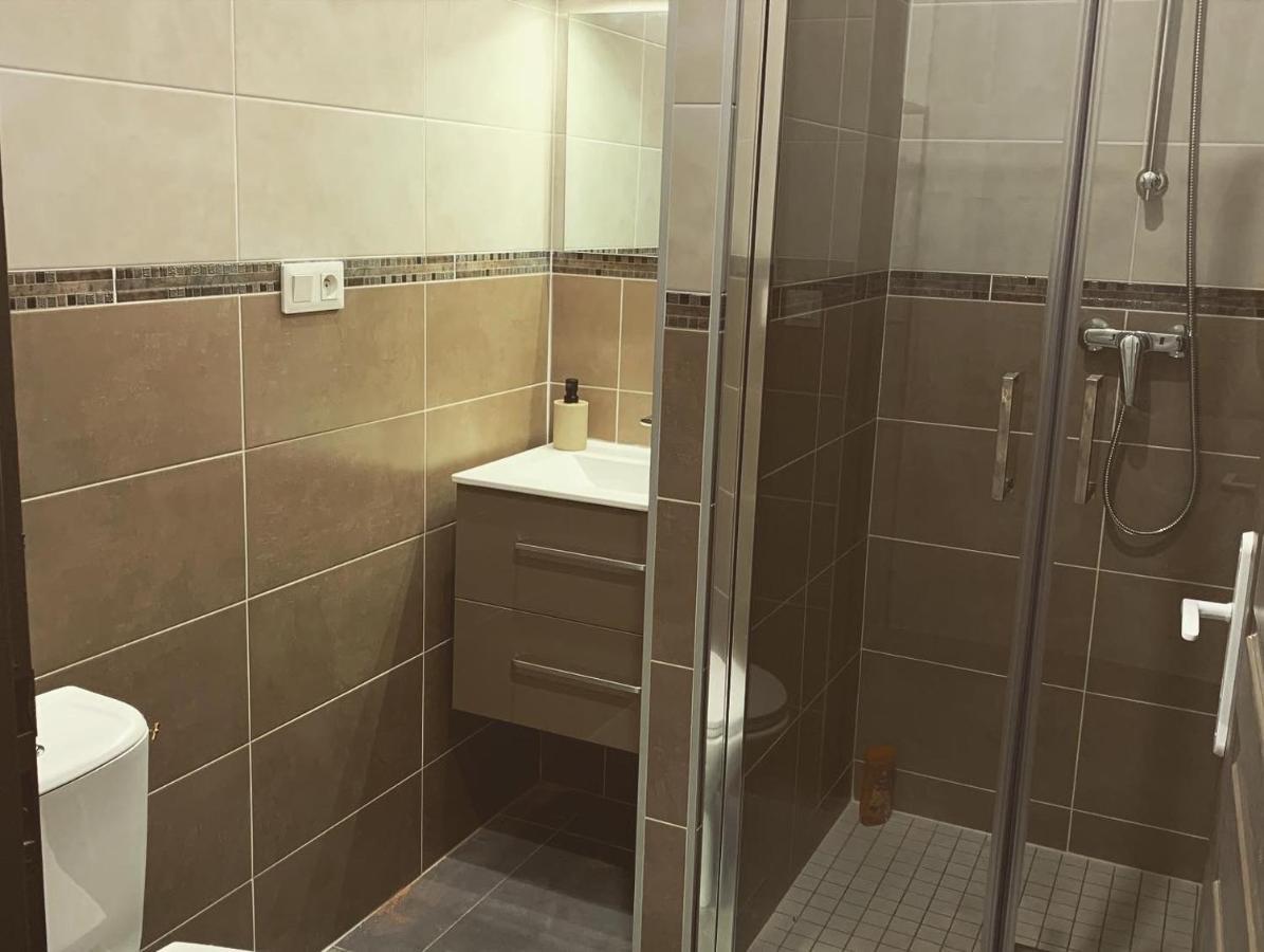 La Corsa Chambre Familiale Deluxe Narbonne Exteriör bild